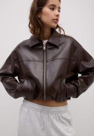 Chaqueta oversize efecto piel