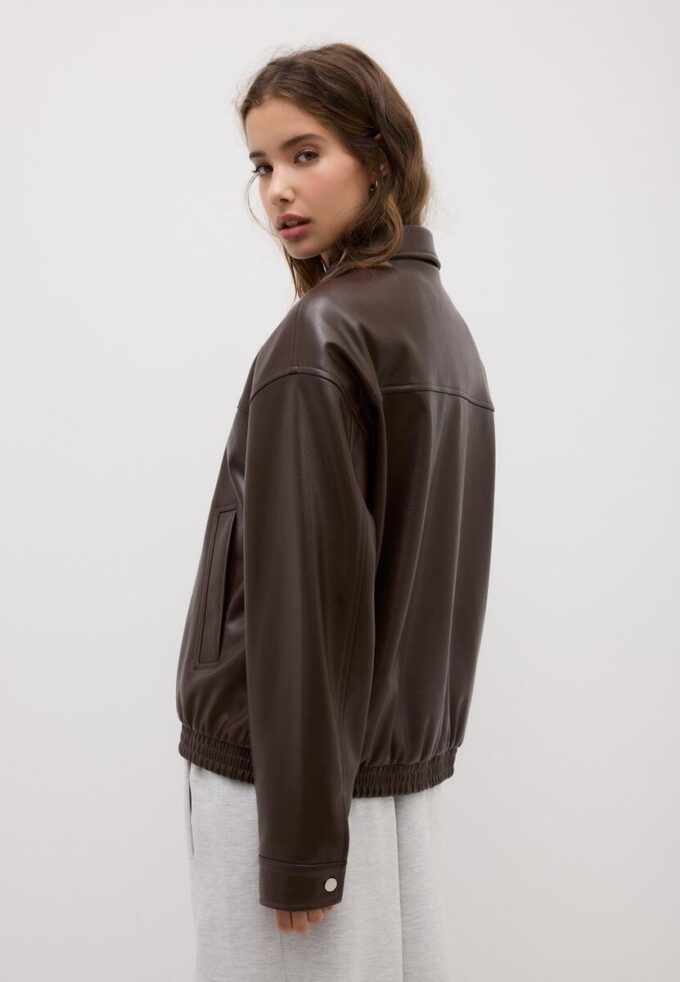 Chaqueta oversize efecto piel Chaqueta oversize efecto piel