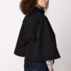Chaqueta tipo capa de tacto suave