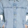 Chaqueta vaquera con bolsillos de parche y pedrería Chaqueta vaquera con bolsillos de parche y pedrería