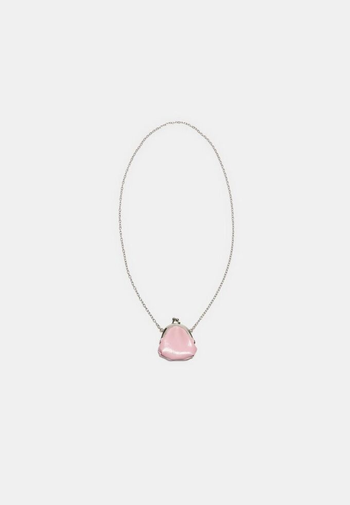 Collar con mini bolso tipo bolsa
