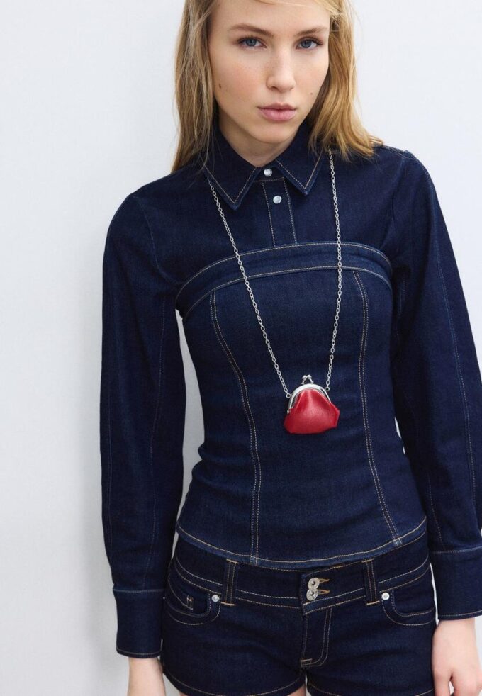 Collar con mini bolso tipo bolsa Collar con mini bolso tipo bolsa