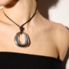 Collar de cordón con dije