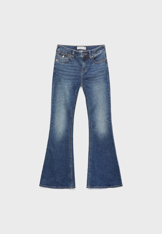 D04 Vaqueros Flared de talle bajo D04 Vaqueros Flared de talle bajo