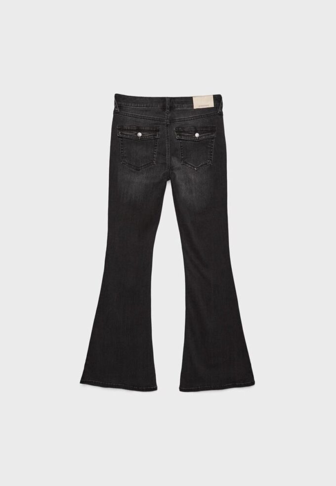 D04 Vaqueros Flared de talle bajo D04 Vaqueros Flared de talle bajo