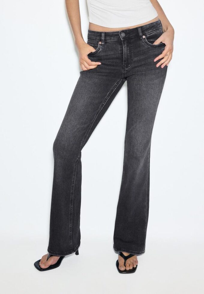 D67 Vaqueros slim bootcut D67 Vaqueros slim bootcut