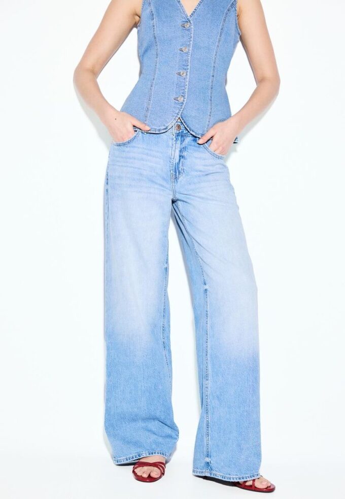 D91 Vaqueros de tiro bajo y pierna Wide Leg D91 Vaqueros de tiro bajo y pierna Wide Leg