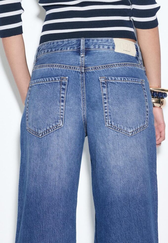 D91 Vaqueros de tiro bajo y pierna Wide Leg D91 Vaqueros de tiro bajo y pierna Wide Leg