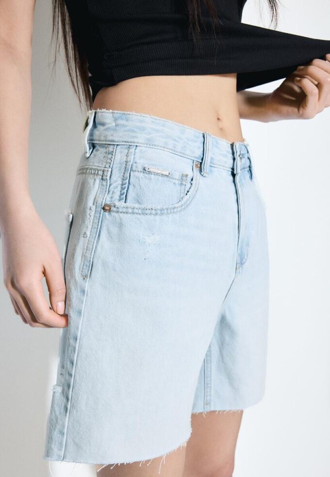 D93 Pantalones cortos de mezclilla largos D93 Pantalones cortos de mezclilla largos