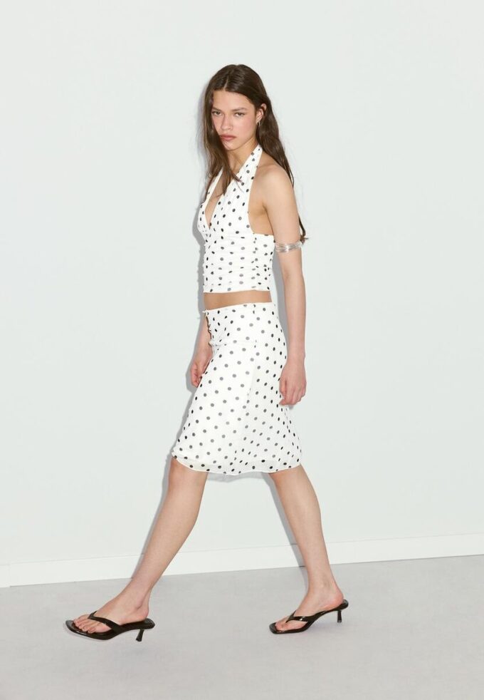 Falda midi de tul con lunares Falda midi de tul con lunares