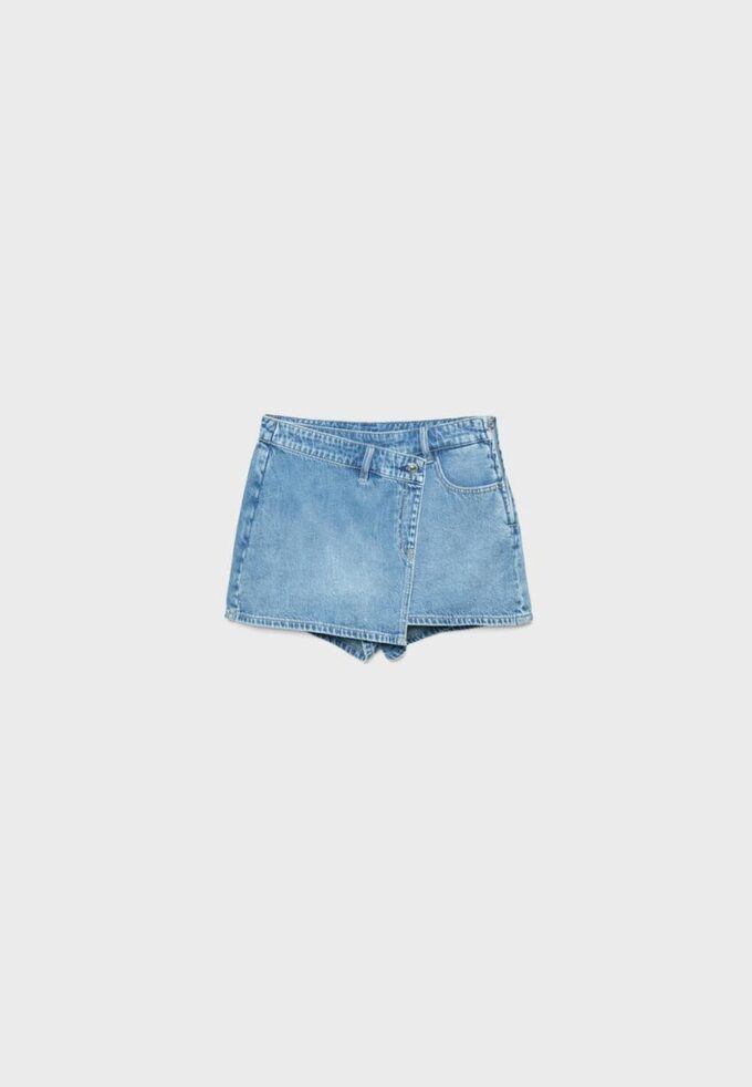 Falda-Skort de denim cruzada Falda-Skort de denim cruzada