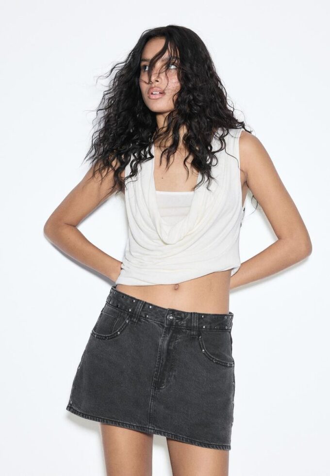Faldita vaquera con tachuelas D62 Skort Faldita vaquera con tachuelas D62 Skort