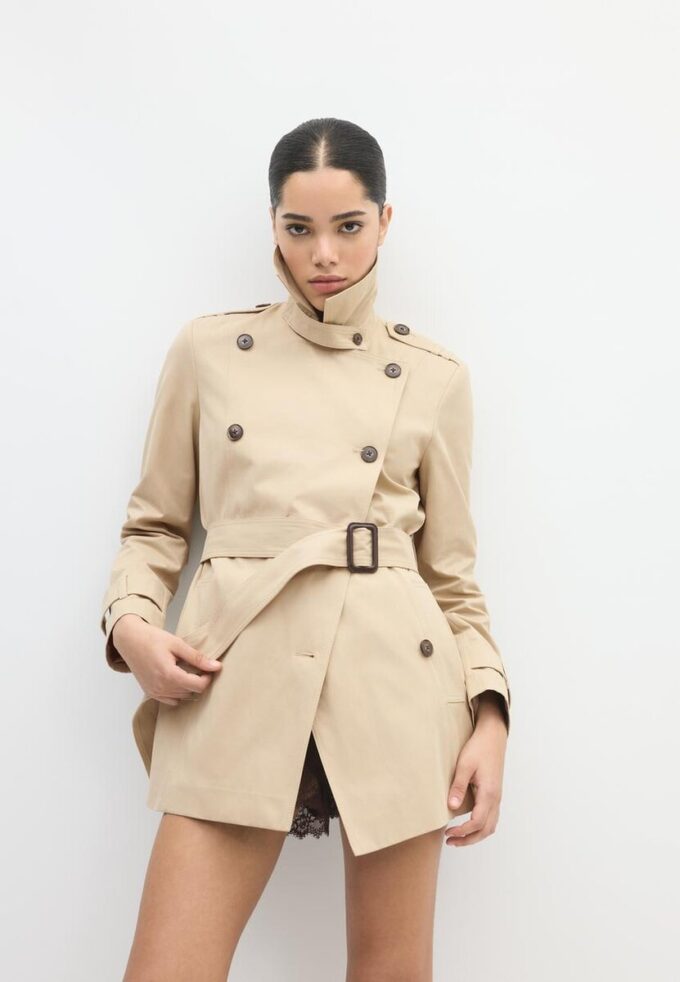 Gabardina básica corta Gabardina básica corta