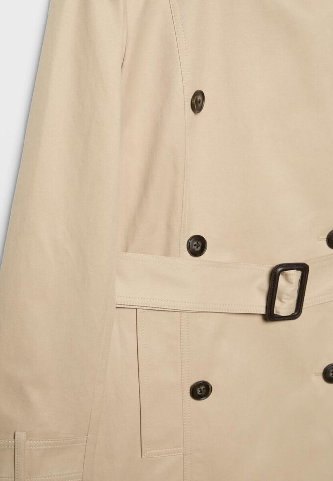 Gabardina básica corta Gabardina básica corta