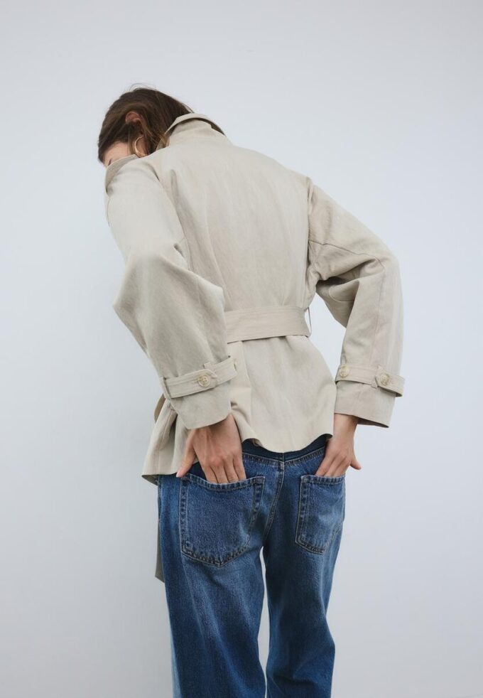 Gabardina de cuello alto Gabardina de cuello alto