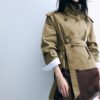 Gabardina de cuello alto con cinturón Gabardina de cuello alto con cinturón