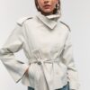Gabardina de cuello alto con cinturón Gabardina de cuello alto con cinturón