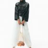 Gabardina de cuello alto con efecto piel Gabardina de cuello alto con efecto piel