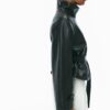 Gabardina de cuello alto con efecto piel Gabardina de cuello alto con efecto piel
