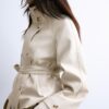 Gabardina de cuello alto con efecto piel Gabardina de cuello alto con efecto piel