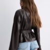Gabardina de cuello alto con efecto piel Gabardina de cuello alto con efecto piel