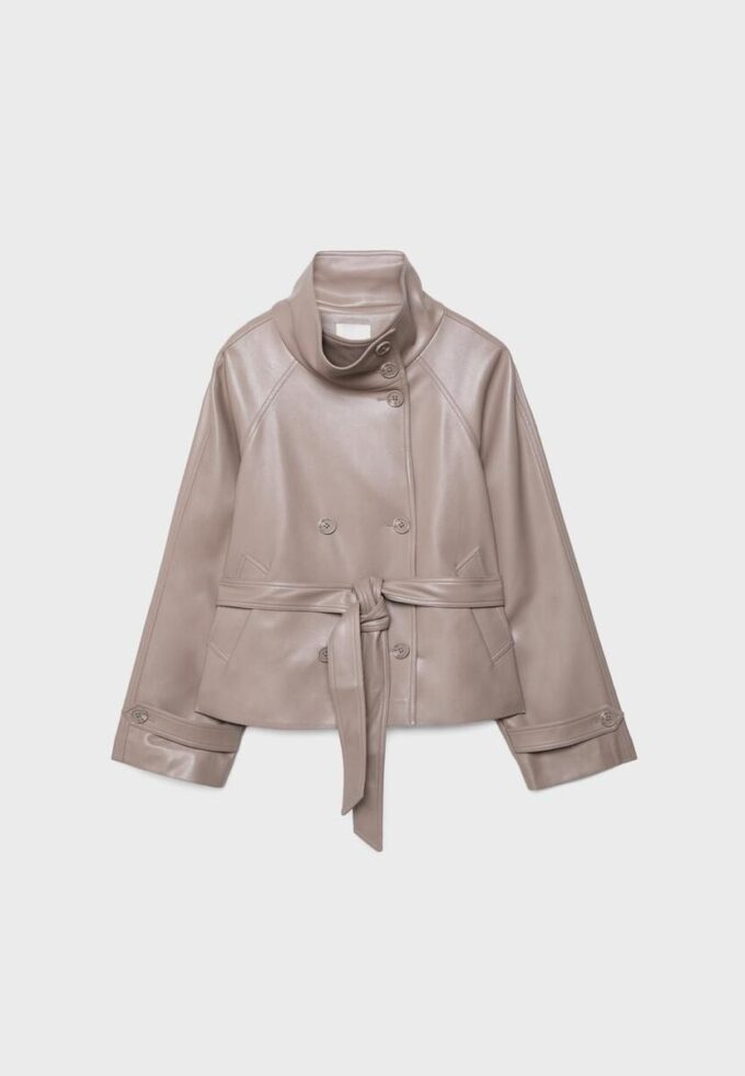 Gabardina de cuello alto con efecto piel Gabardina de cuello alto con efecto piel