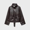 Gabardina de cuello alto con efecto piel Gabardina de cuello alto con efecto piel