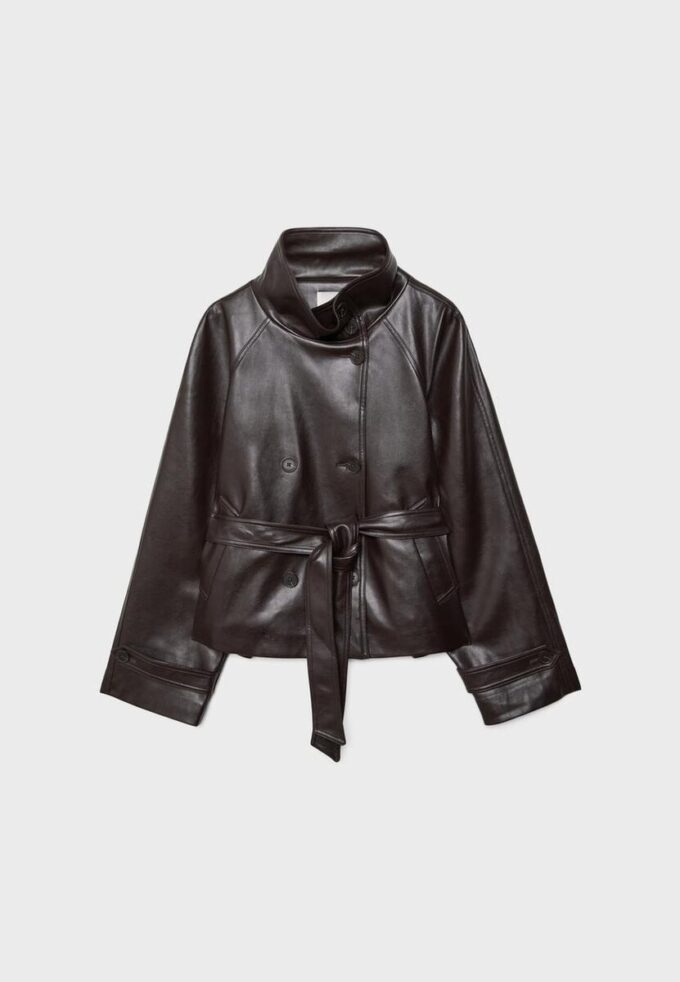 Gabardina de cuello alto con efecto piel Gabardina de cuello alto con efecto piel