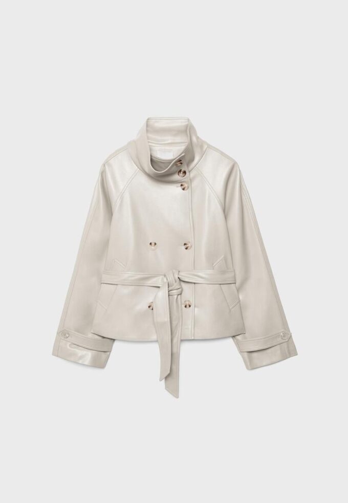 Gabardina de cuello alto con efecto piel Gabardina de cuello alto con efecto piel