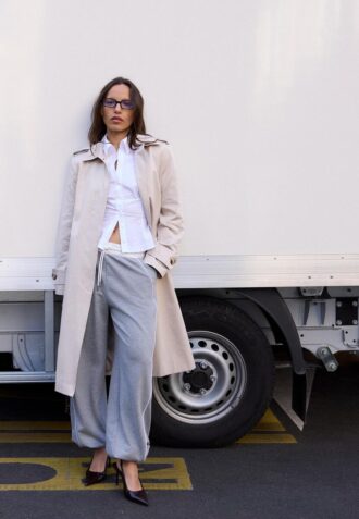 Gabardina larga de botonadura simple