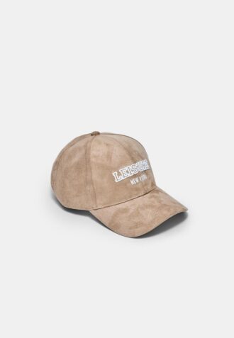 Gorra con eslogan de ante sintético