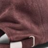 Gorra con eslogan de ante sintético