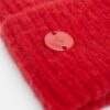 Gorro de punto acanalado con placa
