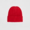 Gorro de punto acanalado con placa