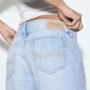 Jeans de cintura baja y pierna recta con presillas Jeans de cintura baja y pierna recta con presillas
