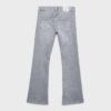 Jeans de corte acampanado y cintura baja Jeans de corte acampanado y cintura baja