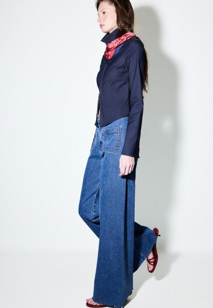 Jeans de pierna recta con bolsillos Jeans de pierna recta con bolsillos