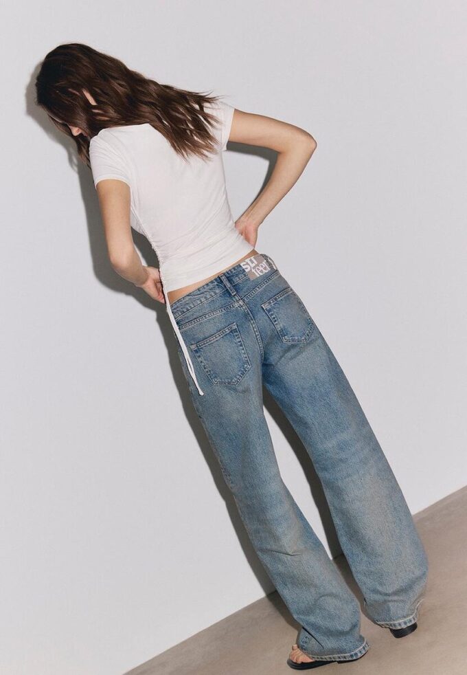 Jeans holgados de talle medio Jeans holgados de talle medio