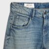 Jeans holgados de talle medio Jeans holgados de talle medio