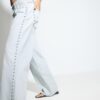 Jeans holgados Wide Leg con tachuelas Jeans holgados Wide Leg con tachuelas