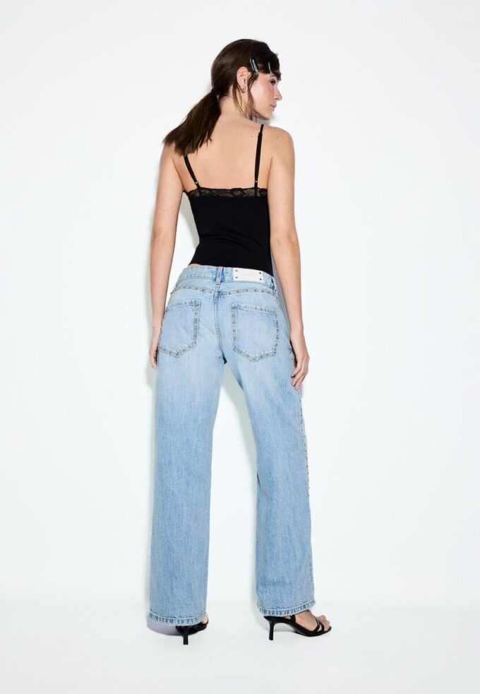 Jeans holgados Wide Leg con tachuelas Jeans holgados Wide Leg con tachuelas