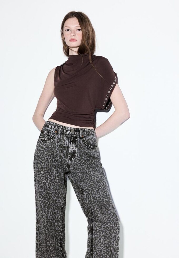 Jeans rectos Wide Leg con estampado de leopardo Jeans rectos Wide Leg con estampado de leopardo