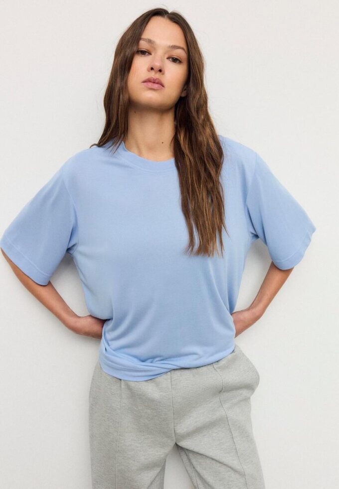 Jersey de cuello alto Oversize de tacto suave Jersey de cuello alto Oversize de tacto suave