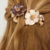 Juego de 2 pinzas para el pelo con flores esmaltadas