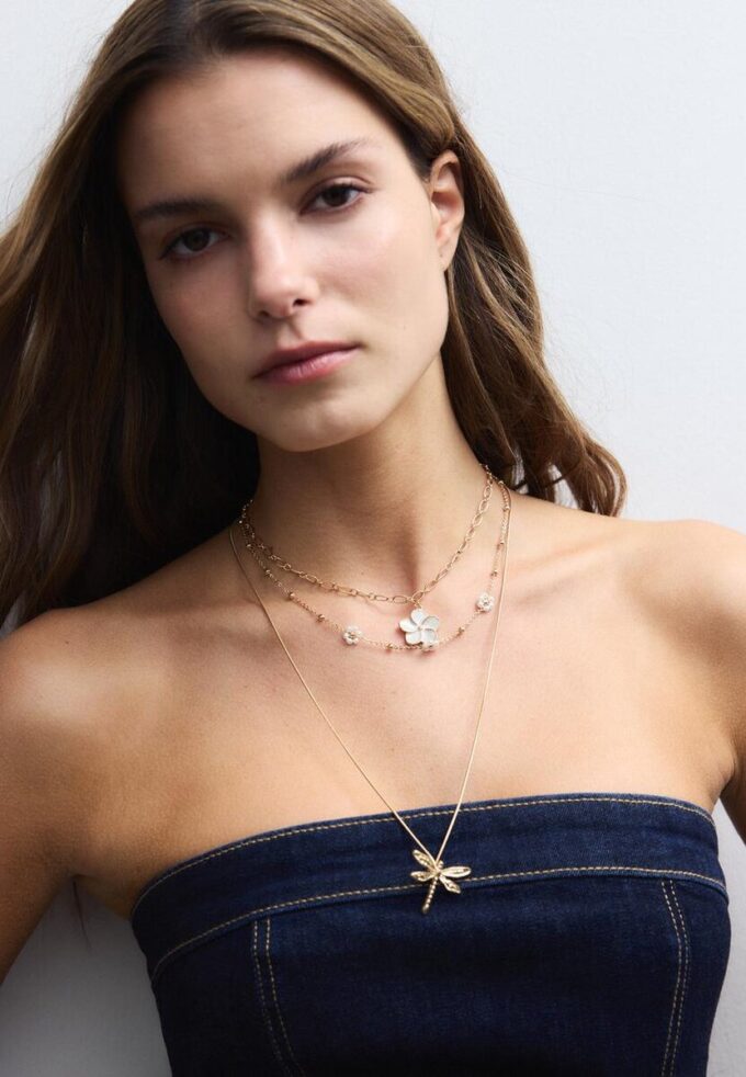 Juego de 3 collares con flores y libélulas