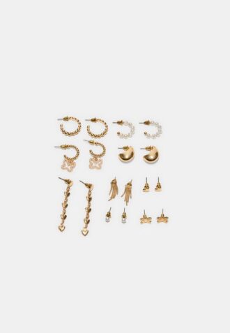 Juego de 9 aretes de mariposa y perlas de imitación