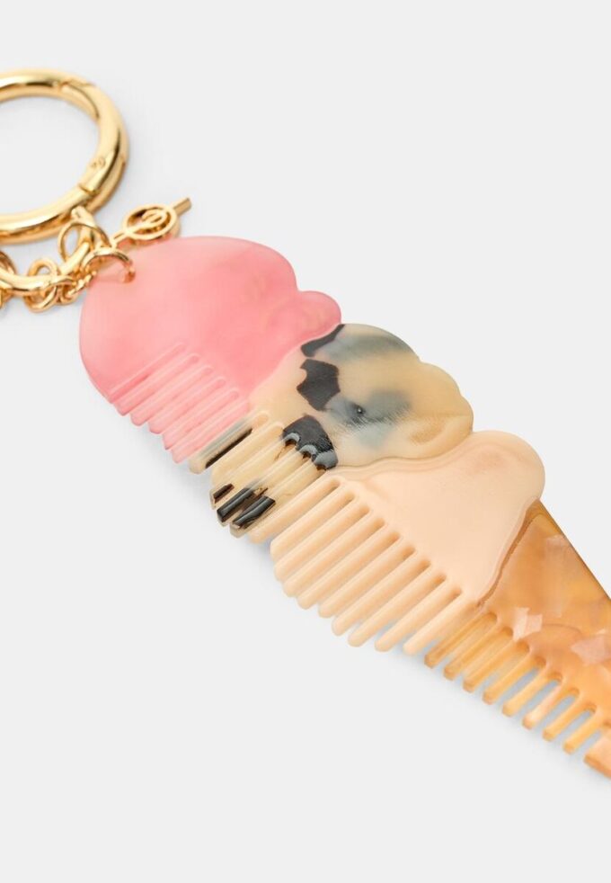 Llavero con charm de helado