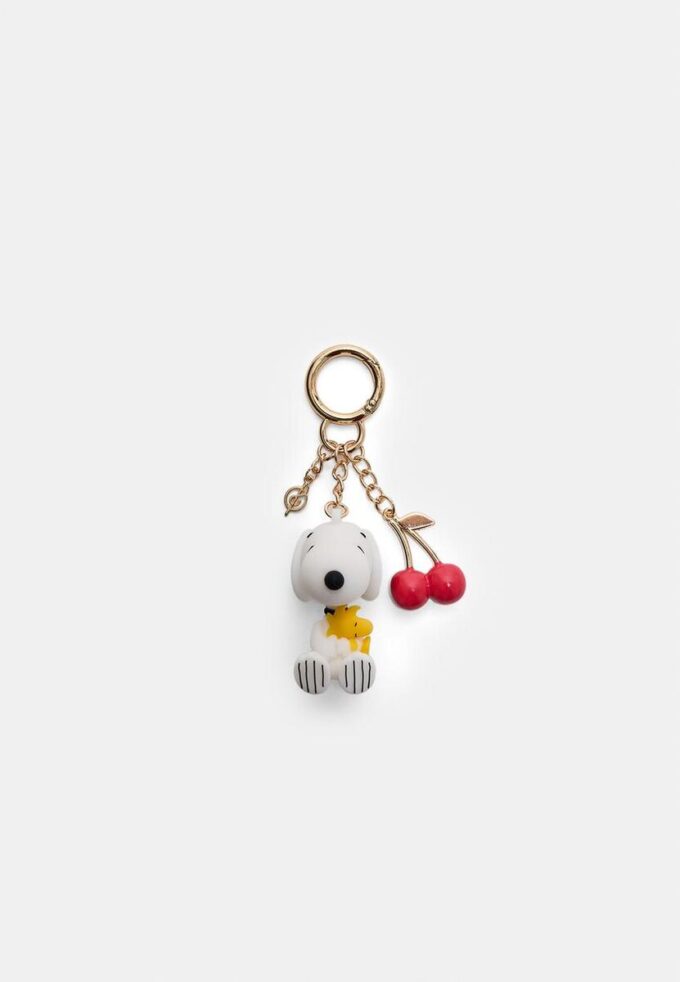 Llavero con charm de Snoopy