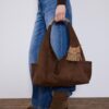 Llavero con charm para bolso con flecos