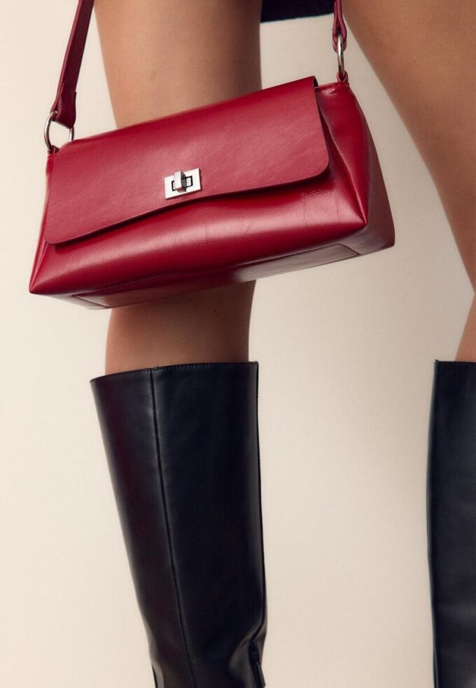 Mini bolso rectangular grande con solapa